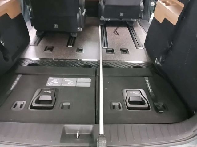 카니발 7인승 · 요트바닥 · 저상 플러스 시공 사진