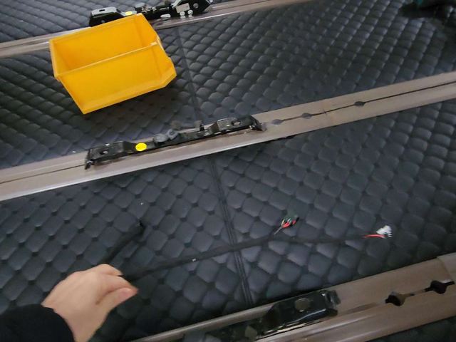 카니발 3세대 4인승 · 무시동히터 시공 사진