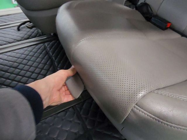 카니발 3세대 7인승 · 좌석수 변경 · 회전시트 시공 사진